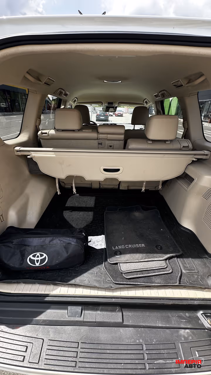 Toyota Land Cruiser Prado - фото 15