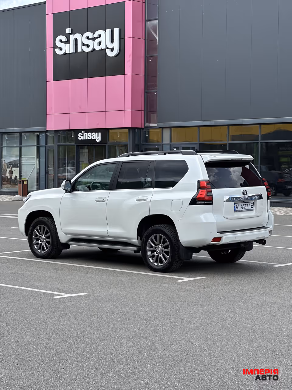 Toyota Land Cruiser Prado - фото 4