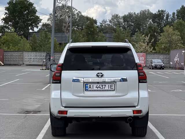 Toyota Land Cruiser Prado - зображення 5