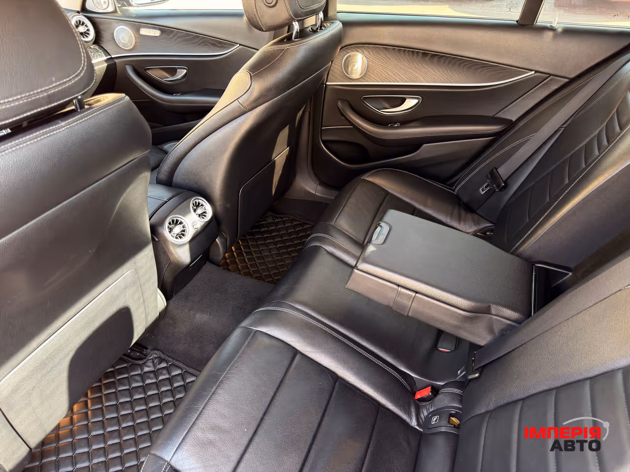 Mercedes-Benz E-Класс - фото 17