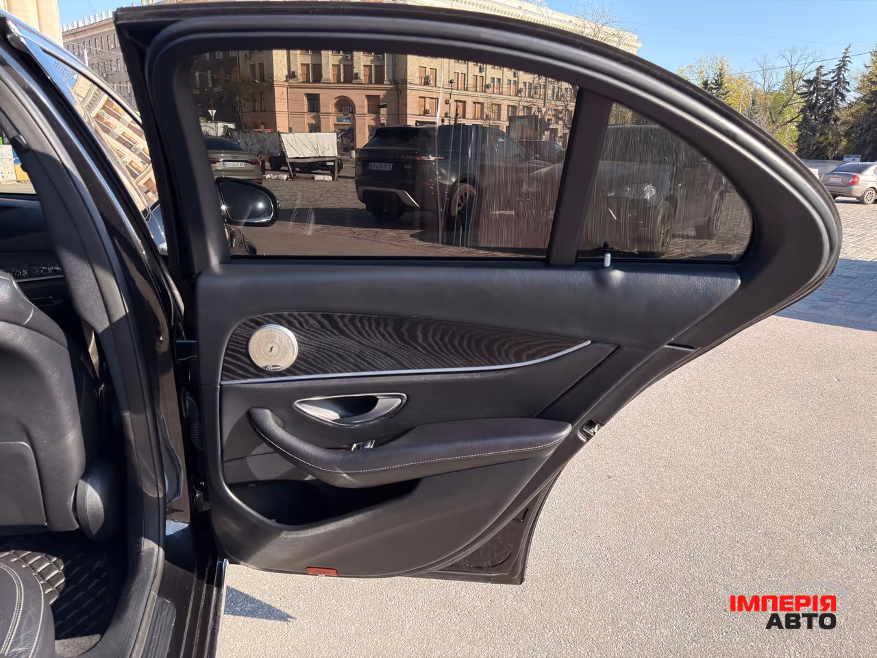 Mercedes-Benz E-Класс - фото 32