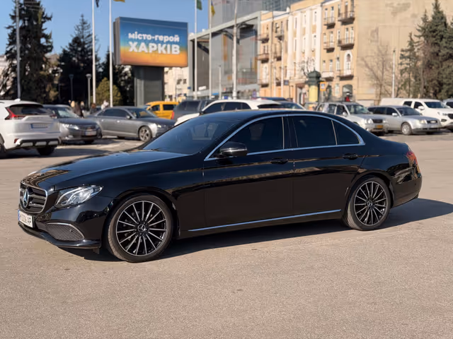 Mercedes-Benz E-Класс - зображення 4