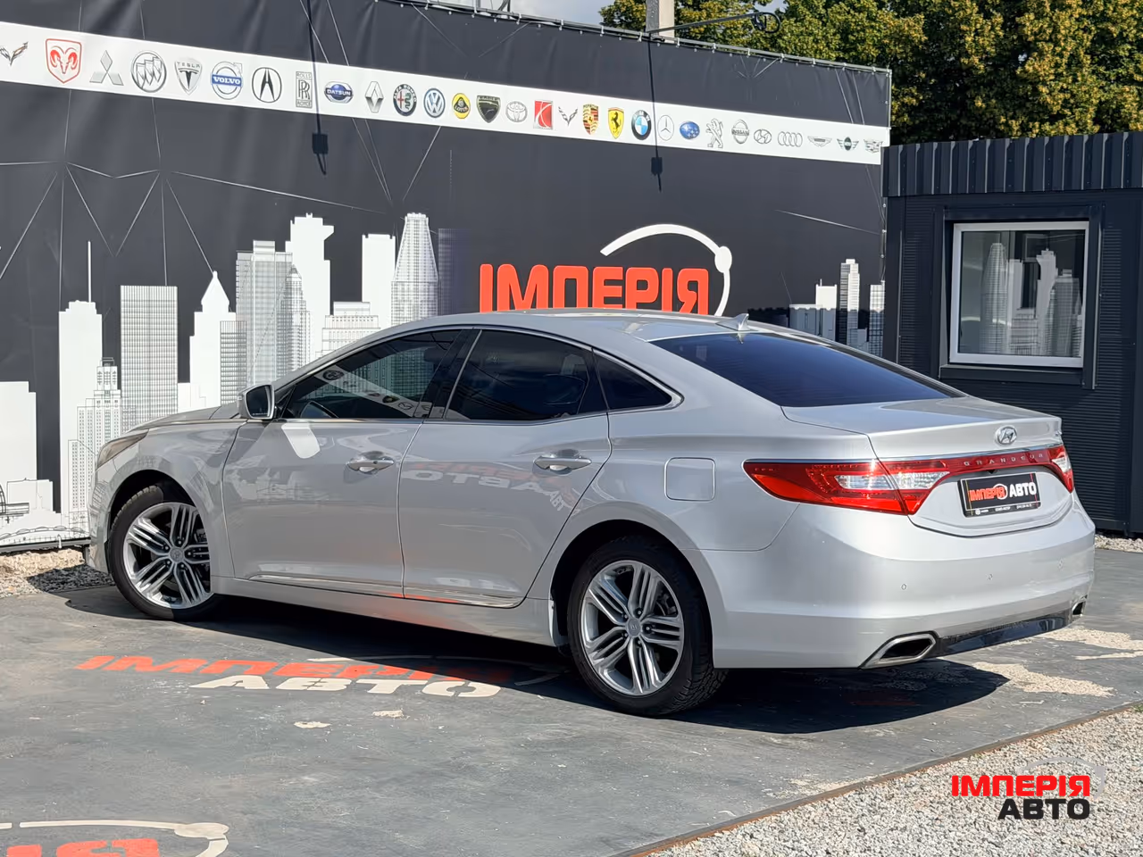 Hyundai Grandeur - фото 4