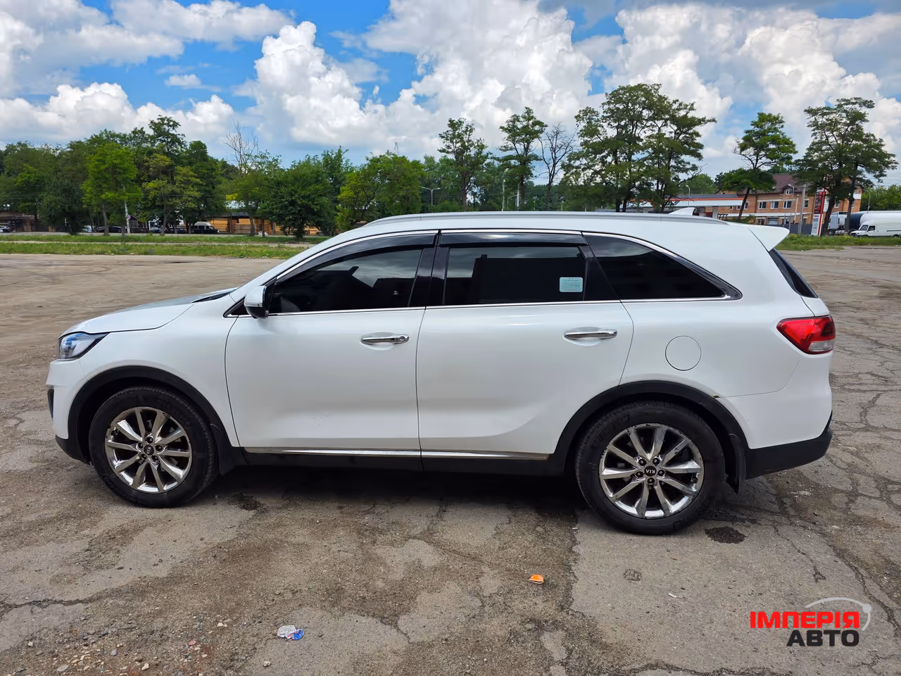 Kia Sorento - фото 1