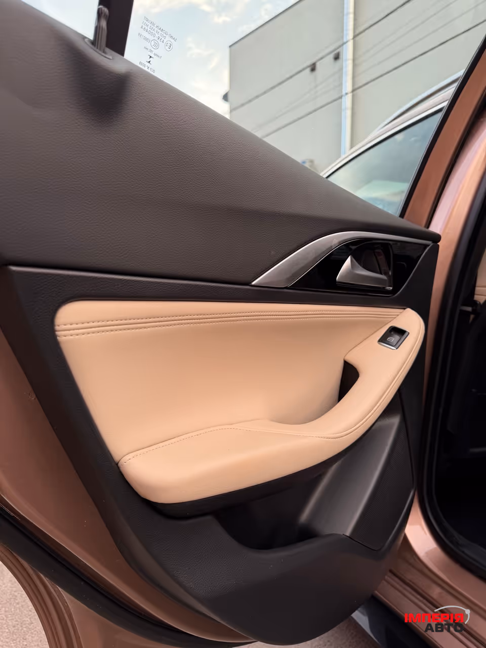 Infiniti QX30 - фото 8
