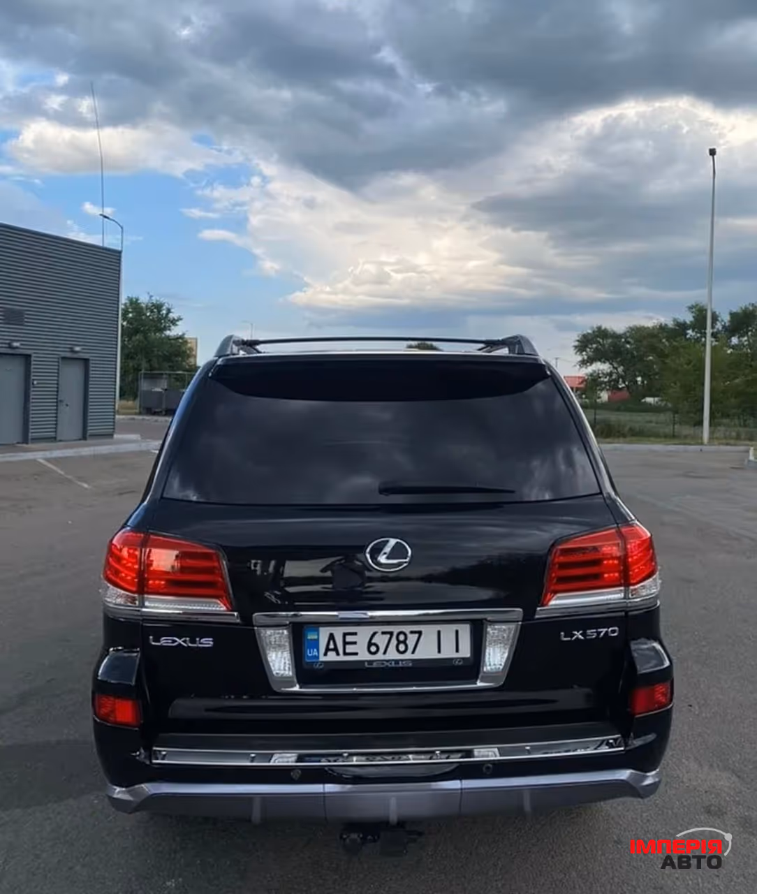 Lexus LX - фото 6