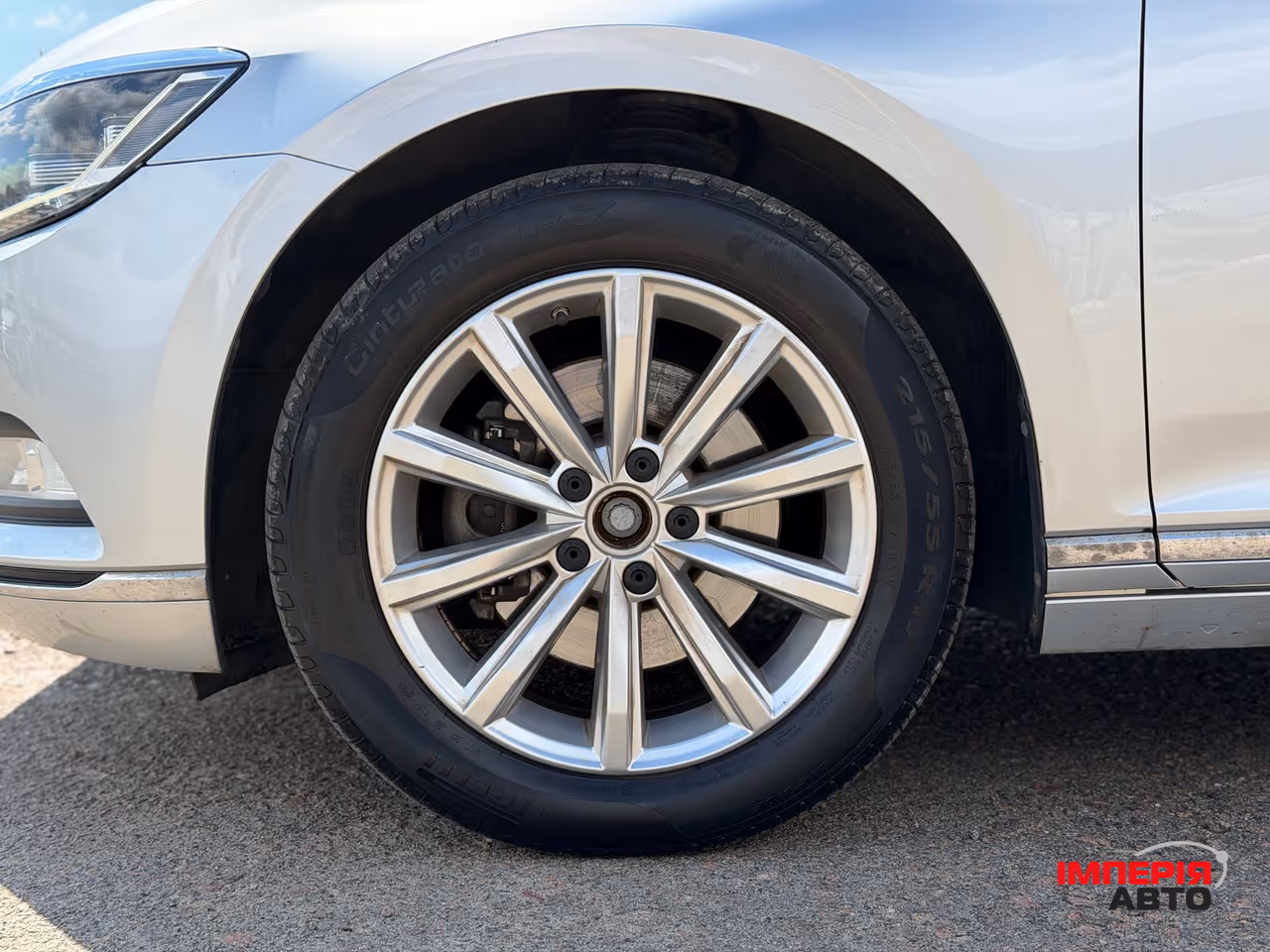 Volkswagen Passat - фото 5