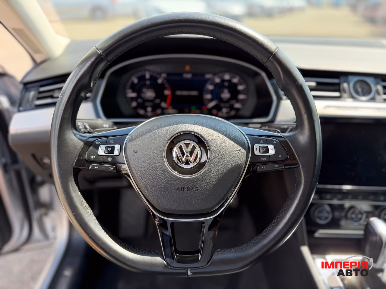 Volkswagen Passat - фото 12