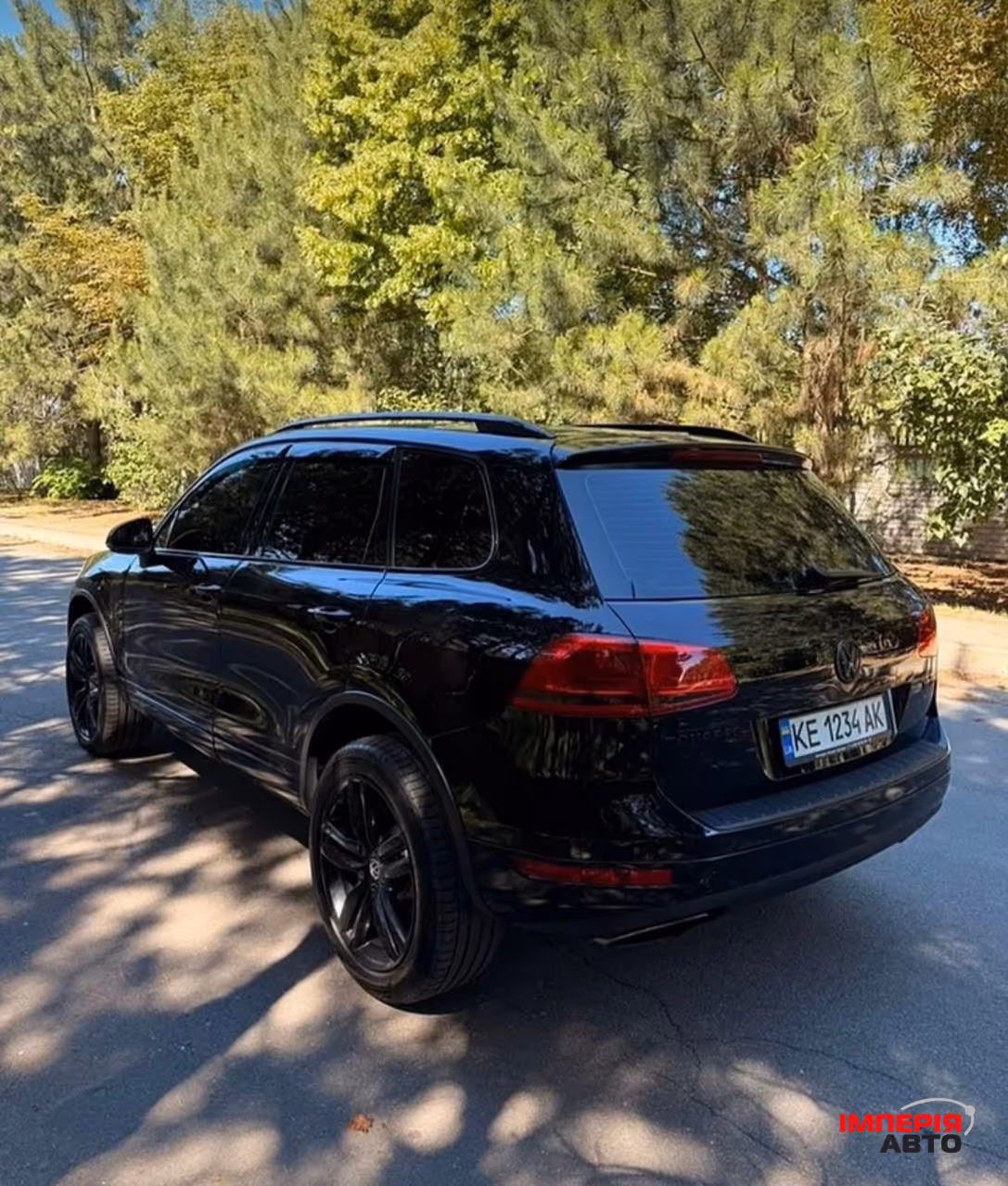 Volkswagen Touareg - фото 2