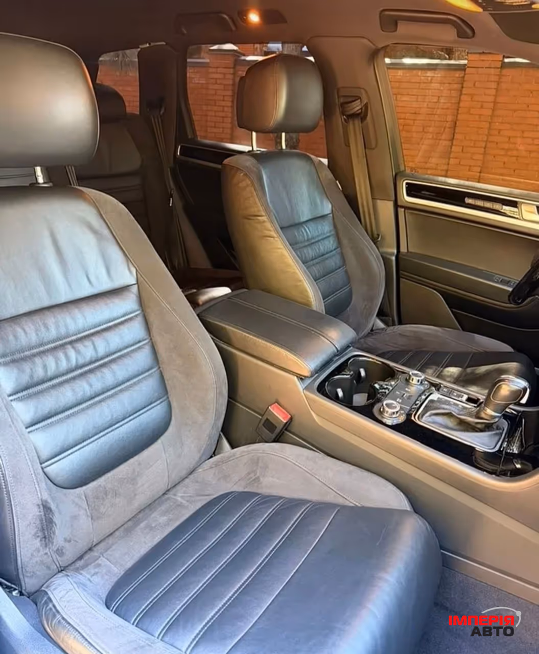Volkswagen Touareg - фото 6