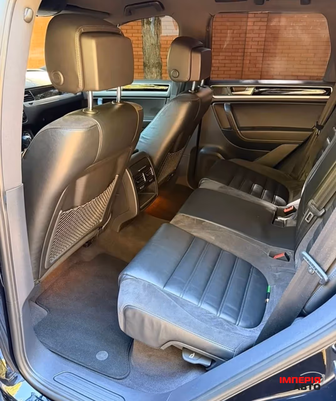 Volkswagen Touareg - фото 7