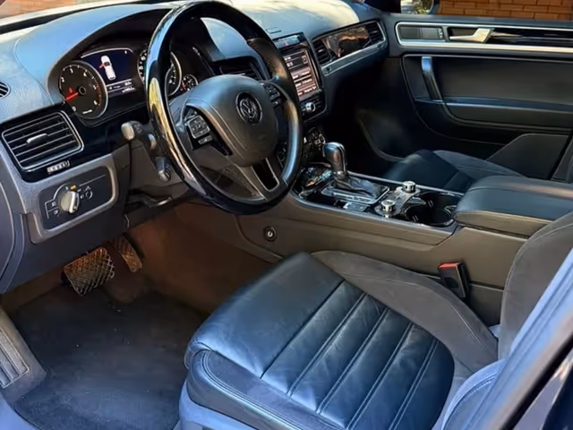 Volkswagen Touareg - зображення 4