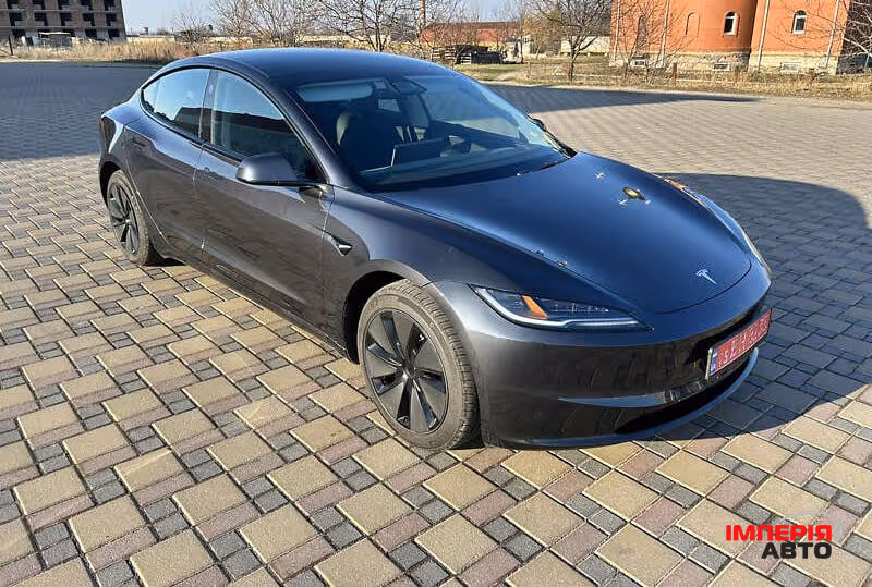 Tesla Model 3 - фото 4