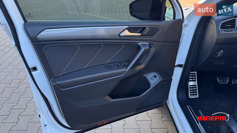 Volkswagen Tiguan - фото 29