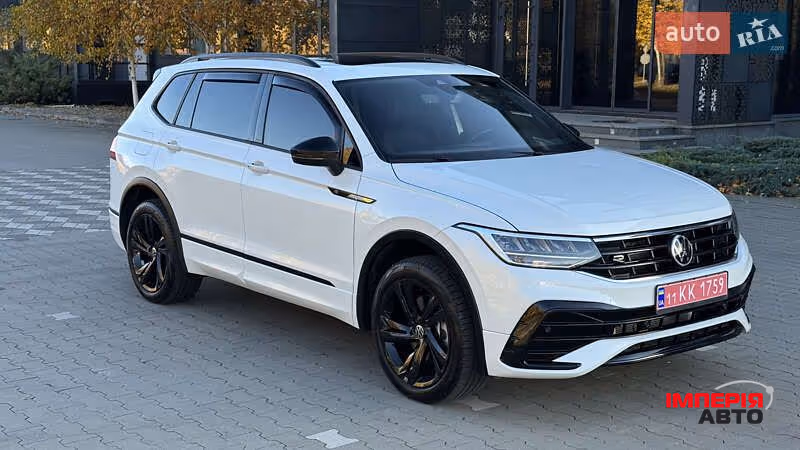 Volkswagen Tiguan - фото 17