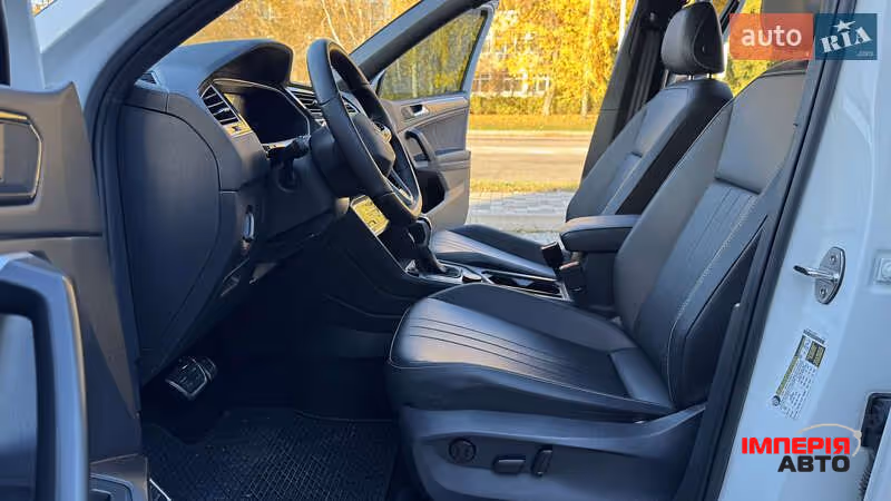 Volkswagen Tiguan - фото 27
