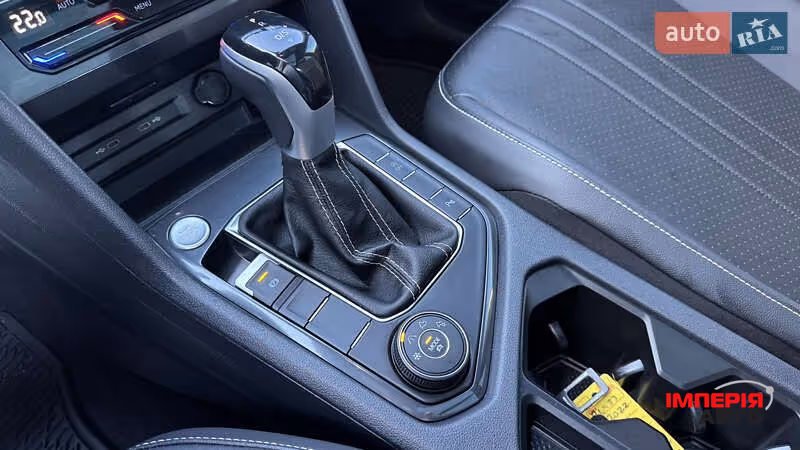 Volkswagen Tiguan - фото 32