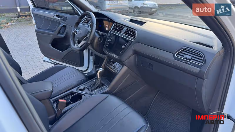 Volkswagen Tiguan - фото 19