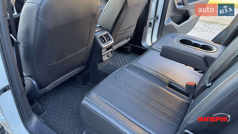 Volkswagen Tiguan - фото 26