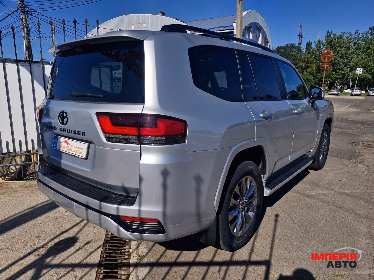 Toyota Land Cruiser - фото 7