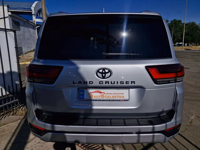 Toyota Land Cruiser - зображення 3