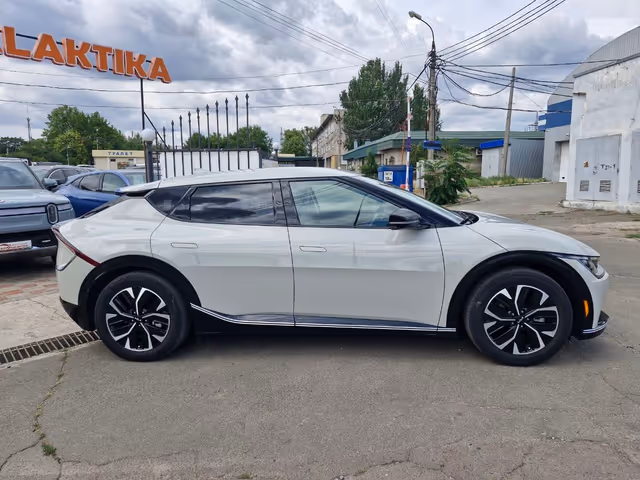 Kia EV6 - зображення 4