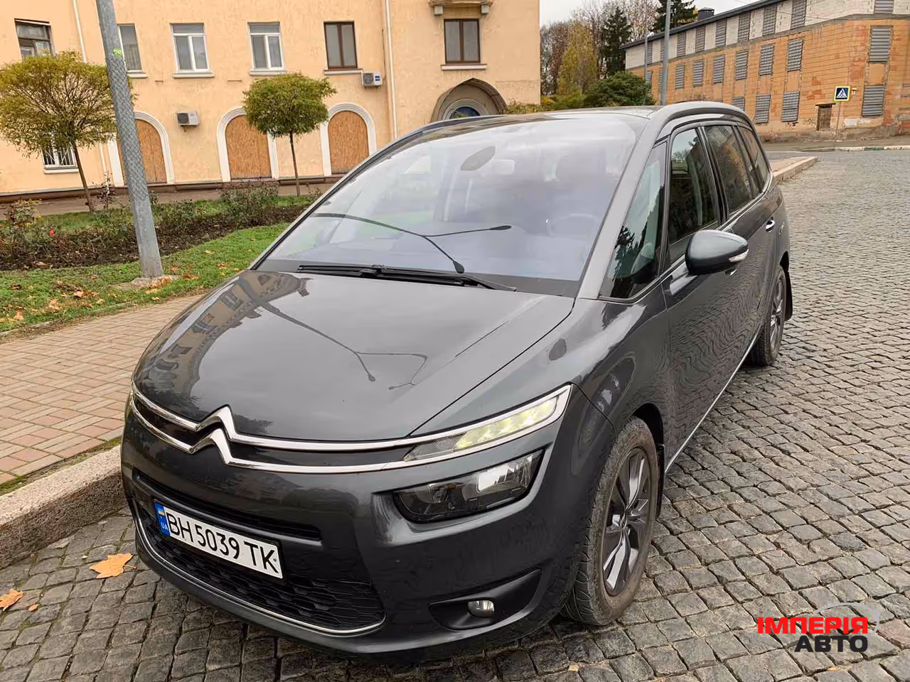 Citroen C4 Picasso - фото 8