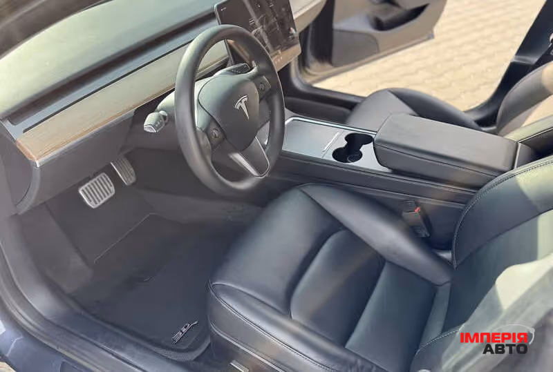 Tesla Model 3 - фото 8