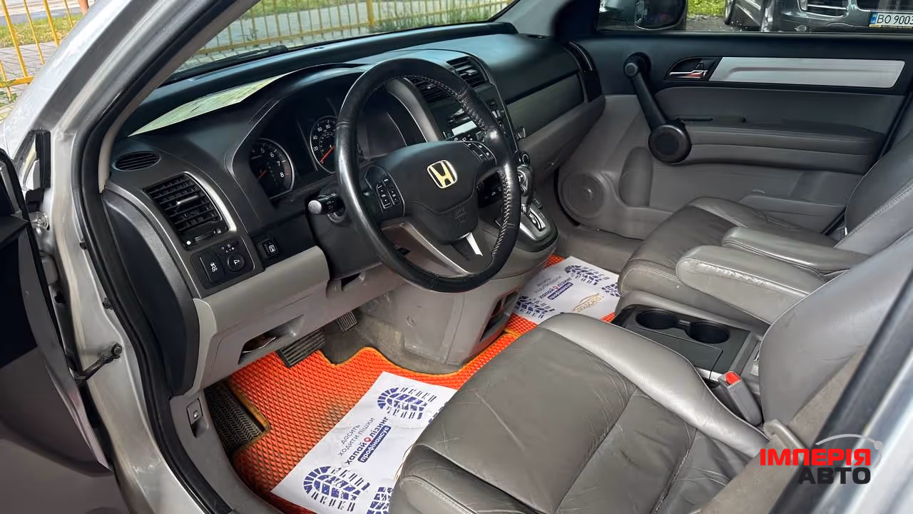 Honda CR-V - фото 5