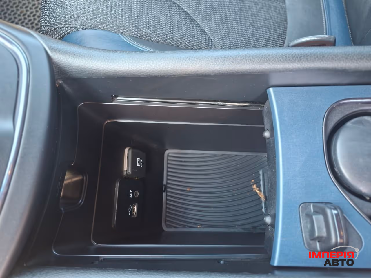 Chrysler 200 - фото 33