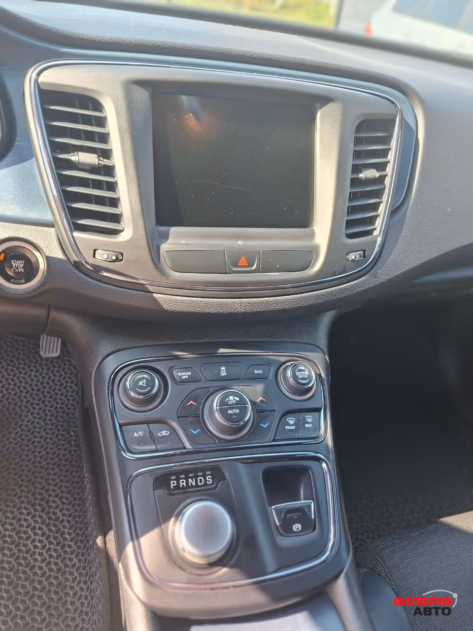 Chrysler 200 - фото 28