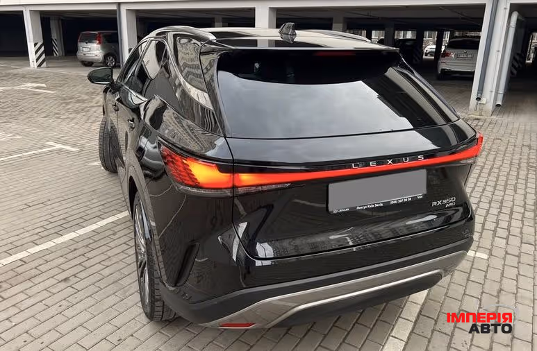 Lexus RX - фото 7