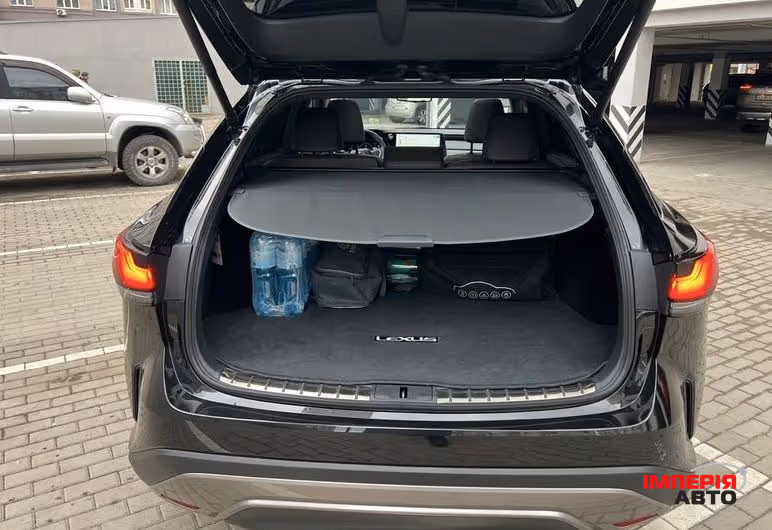 Lexus RX - фото 18