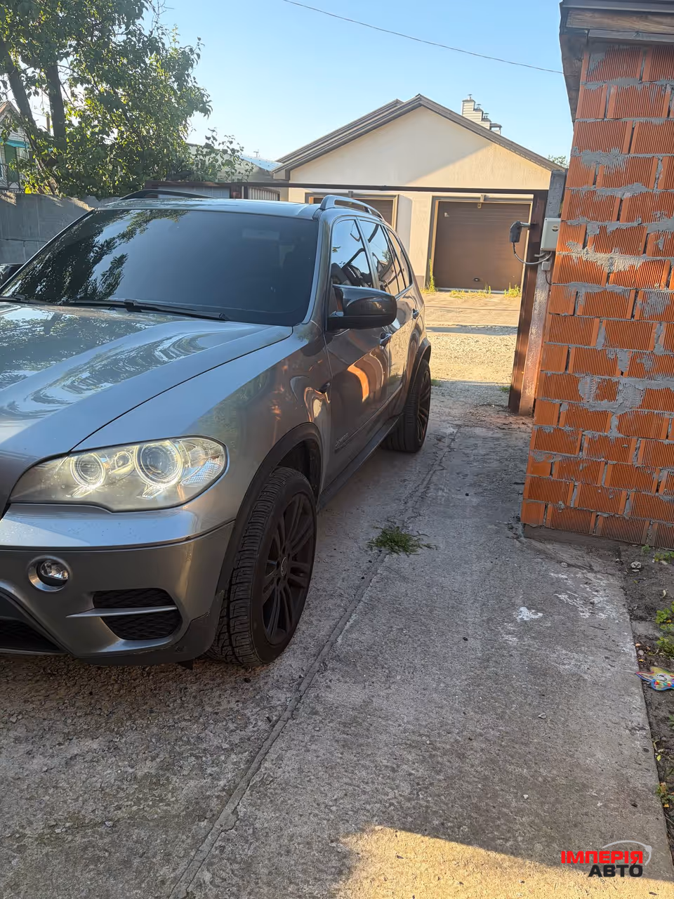 BMW X5 - фото 2