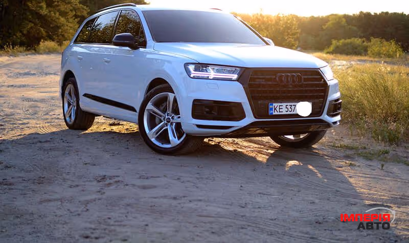 Audi Q7 - фото 2