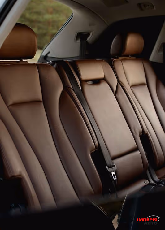 Audi Q7 - фото 14