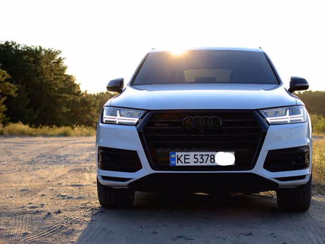 Audi Q7 - зображення 1