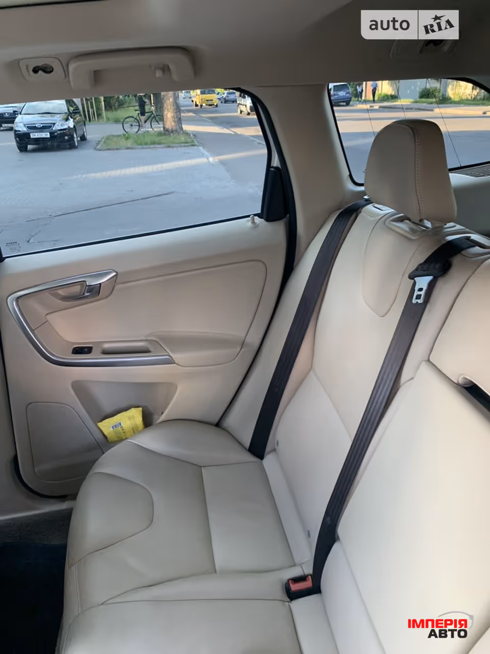 Volvo XC60 - фото 28