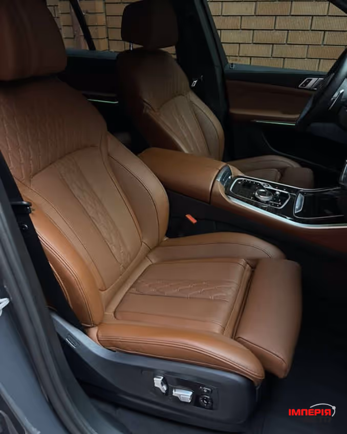 BMW X5 - фото 11