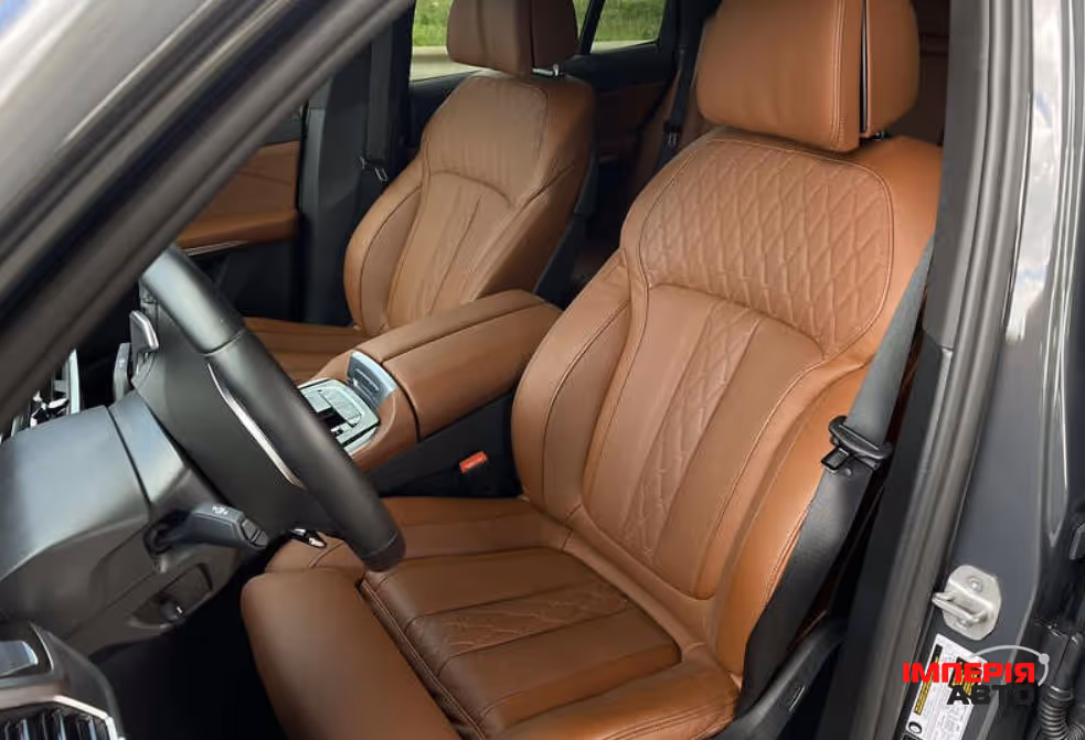 BMW X5 - фото 8