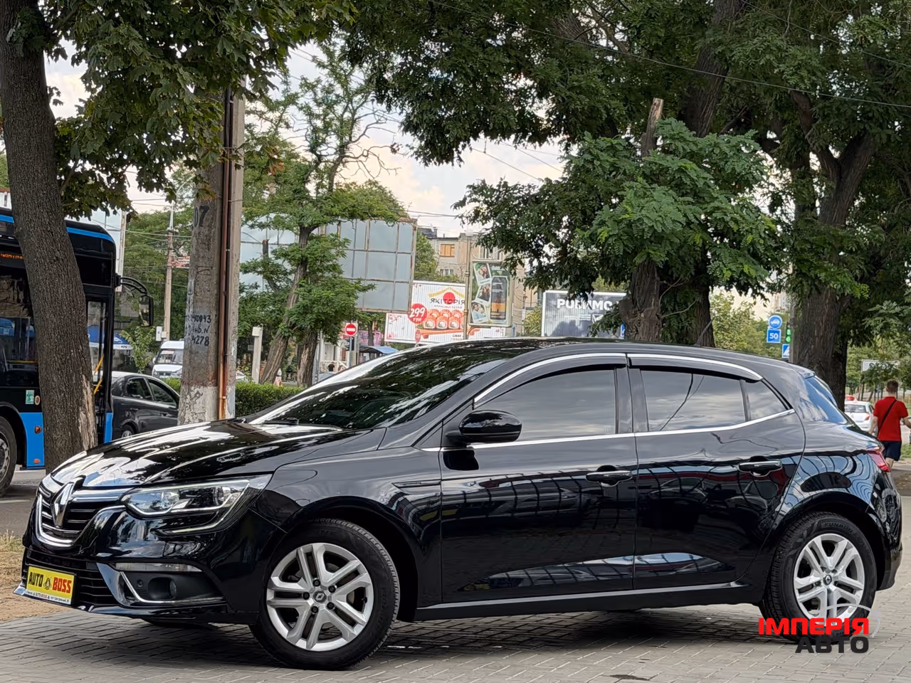 Renault Megane - фото 2