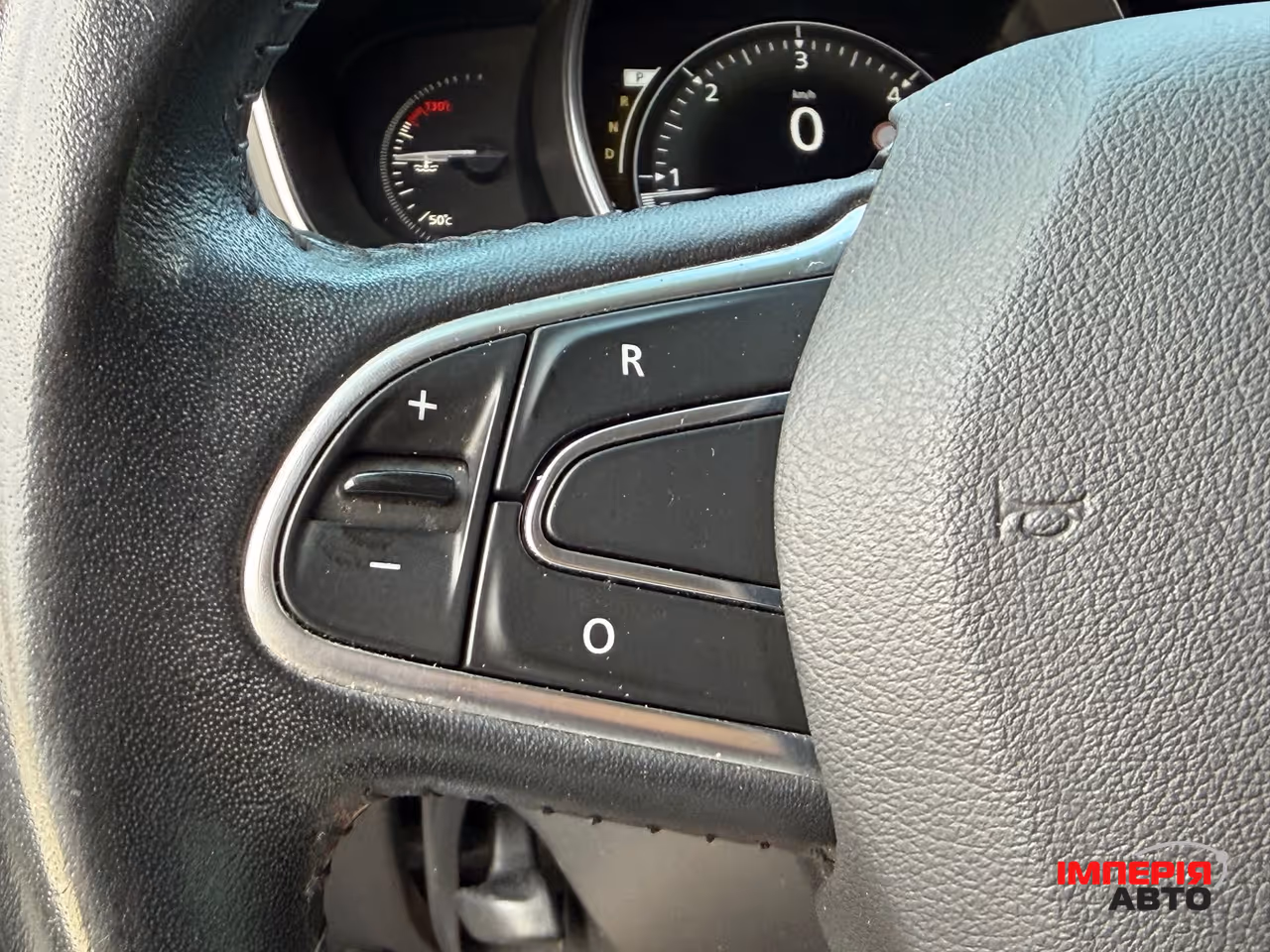 Renault Megane - фото 19