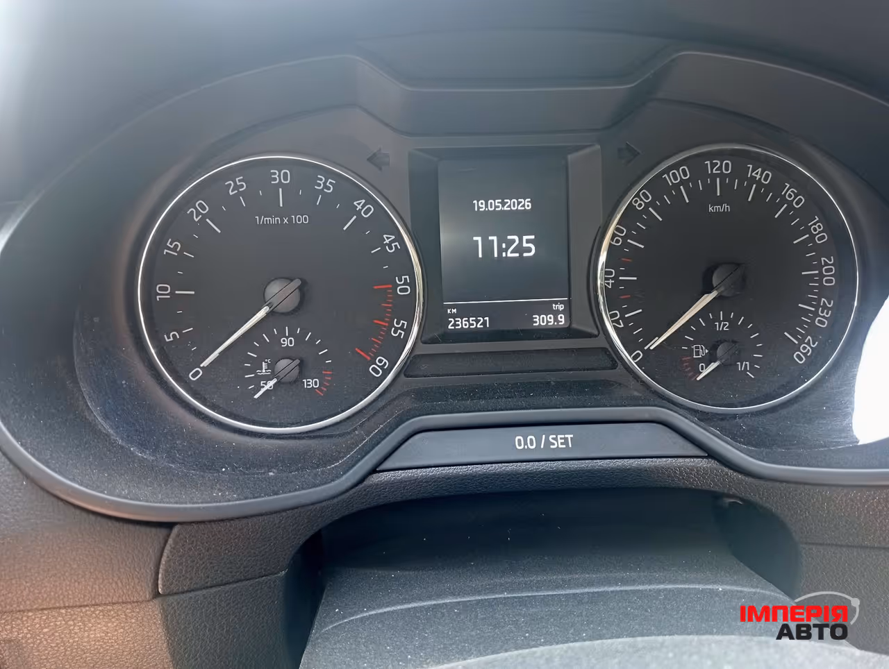 Skoda Octavia - фото 4
