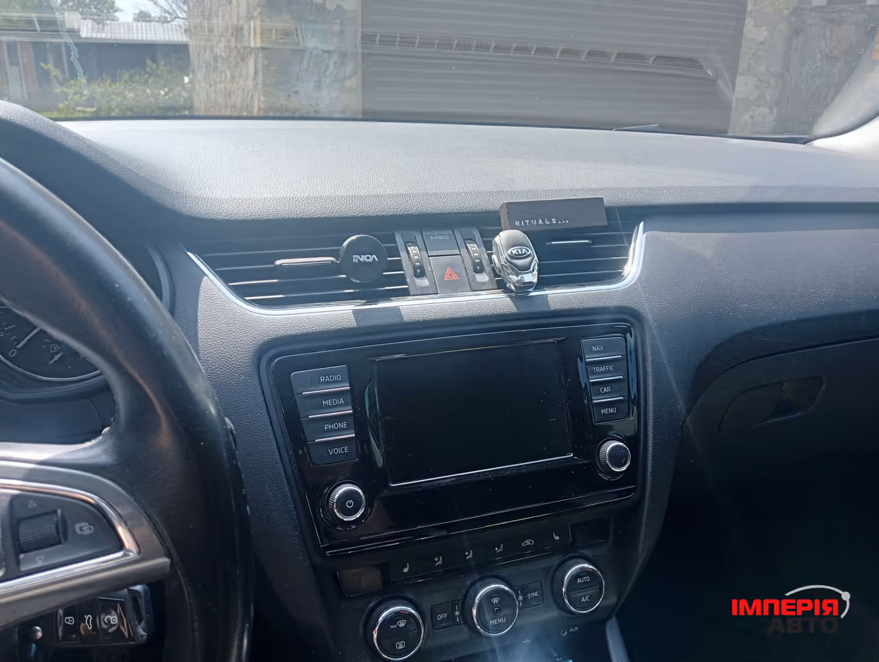 Skoda Octavia - фото 3