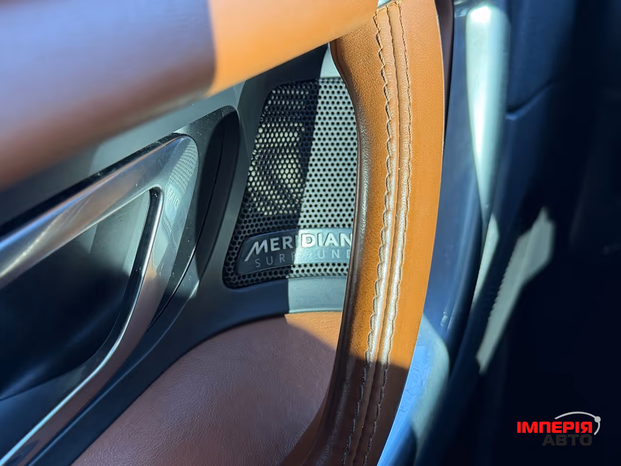Land Rover Discovery Sport - фото 17