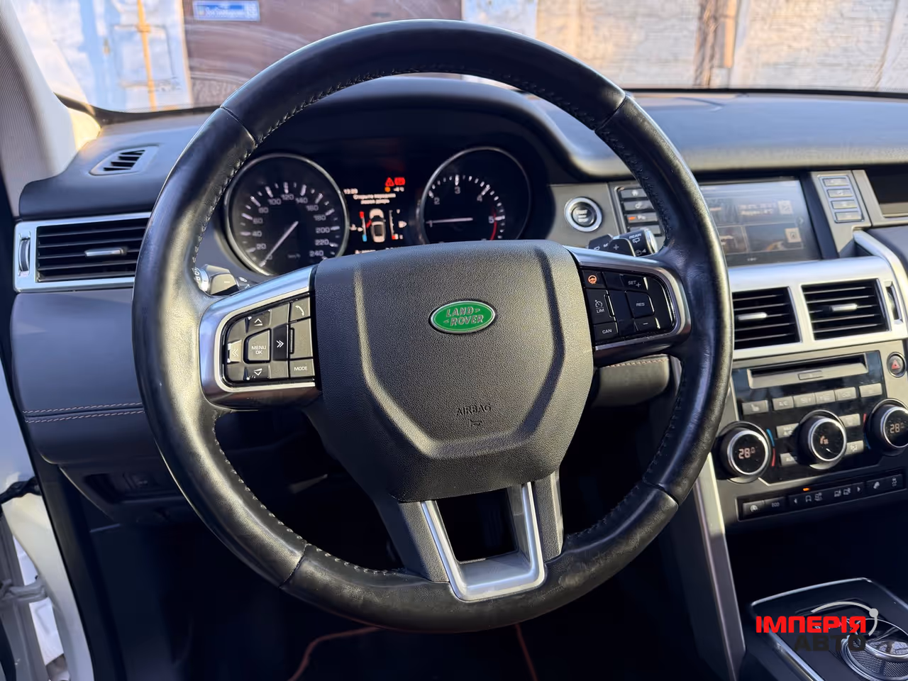 Land Rover Discovery Sport - фото 11