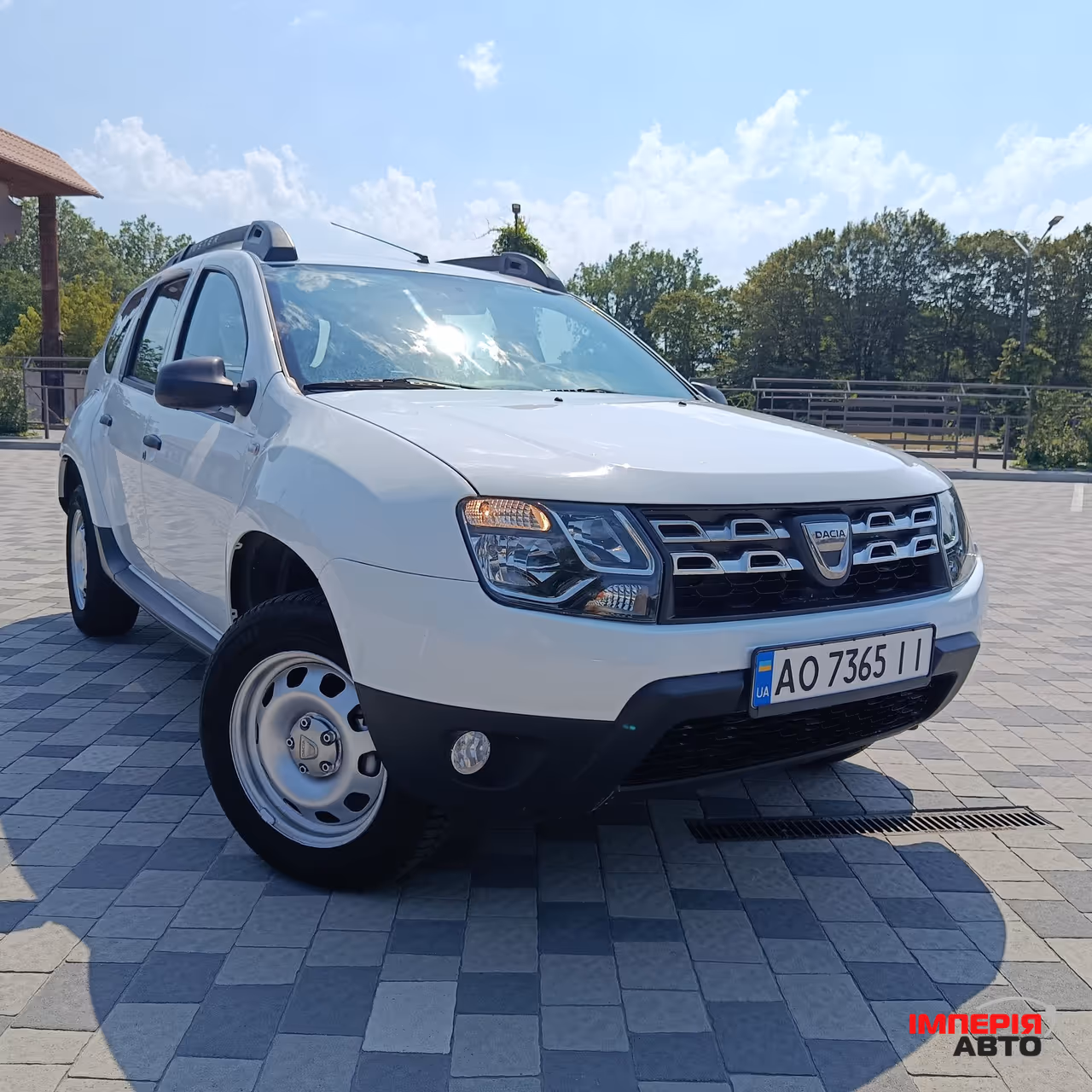 Dacia Duster - фото 1