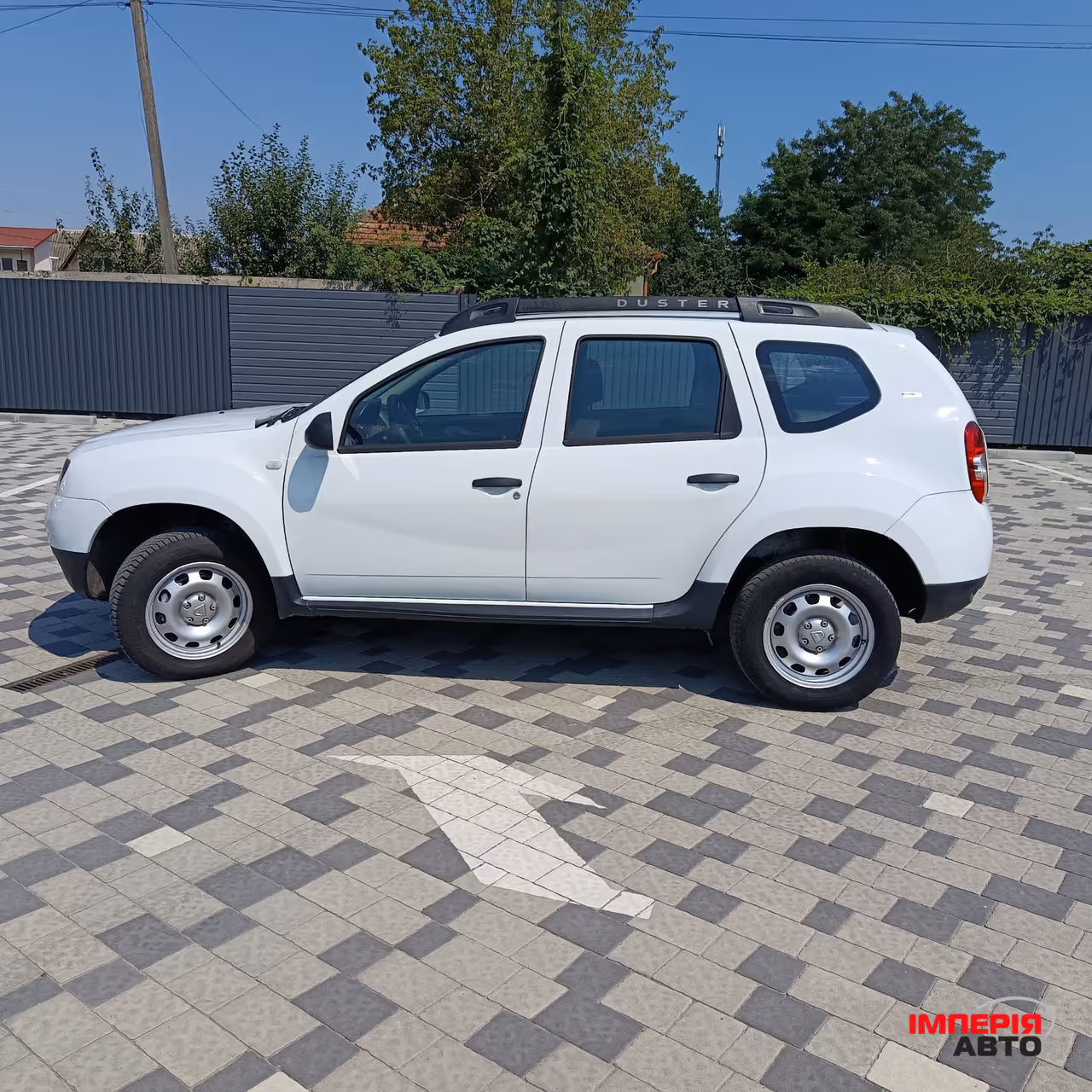 Dacia Duster - фото 4