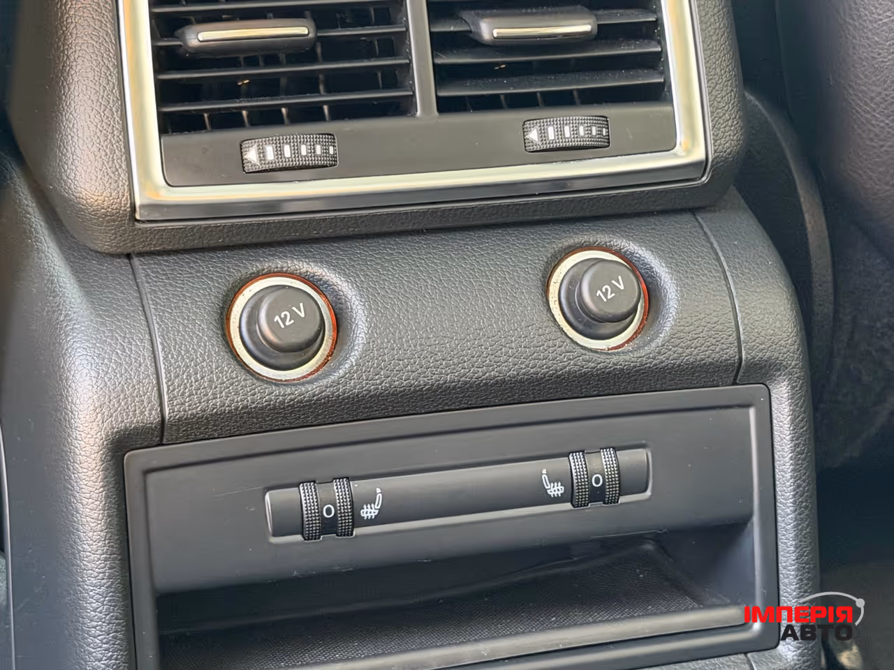 Audi Q7 - фото 13
