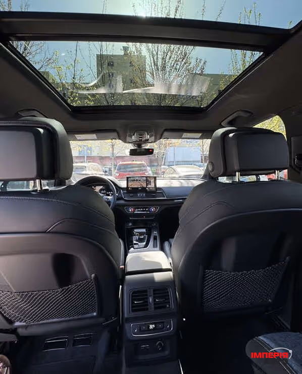 Audi Q5 Sportback - фото 8